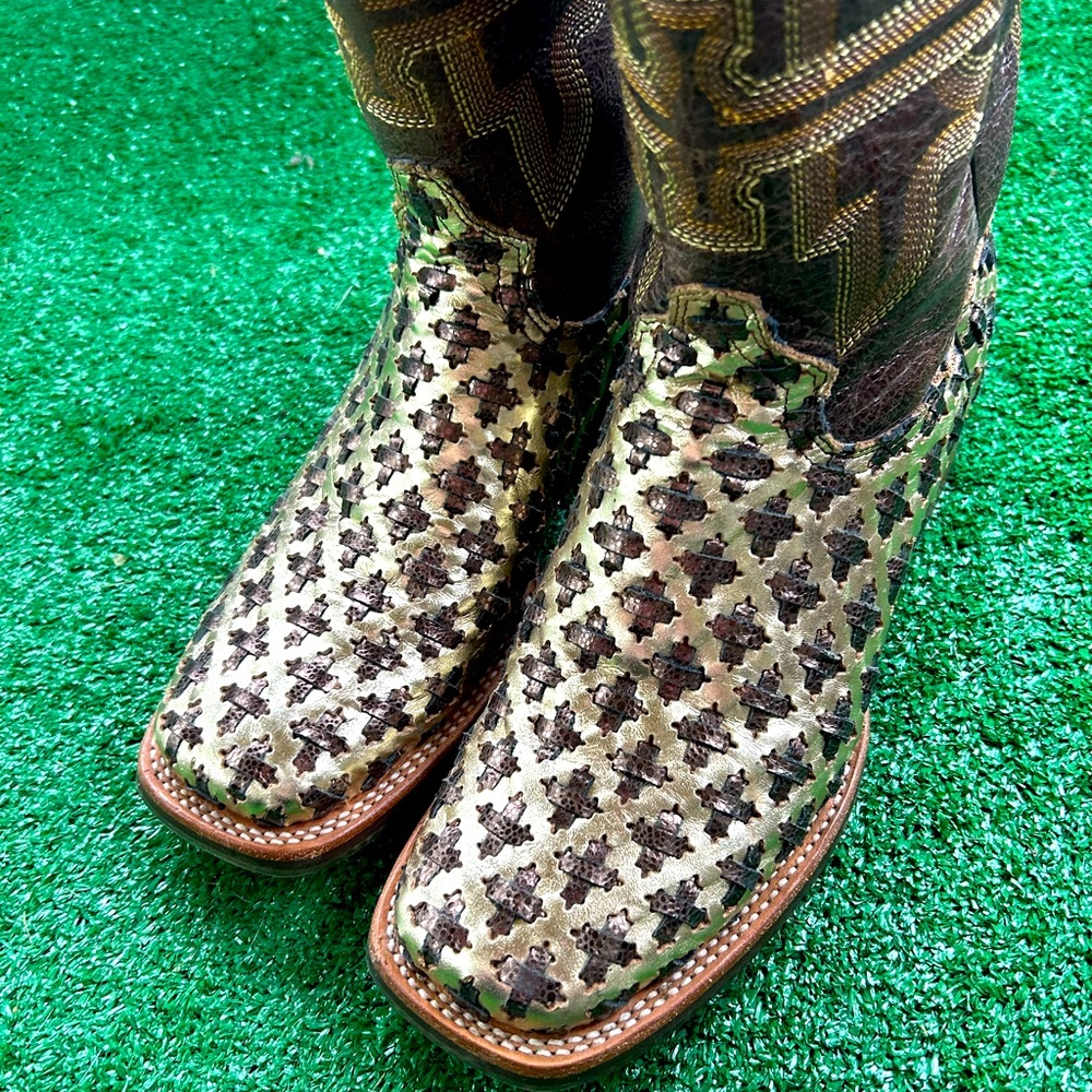Tin haul gold weave boots